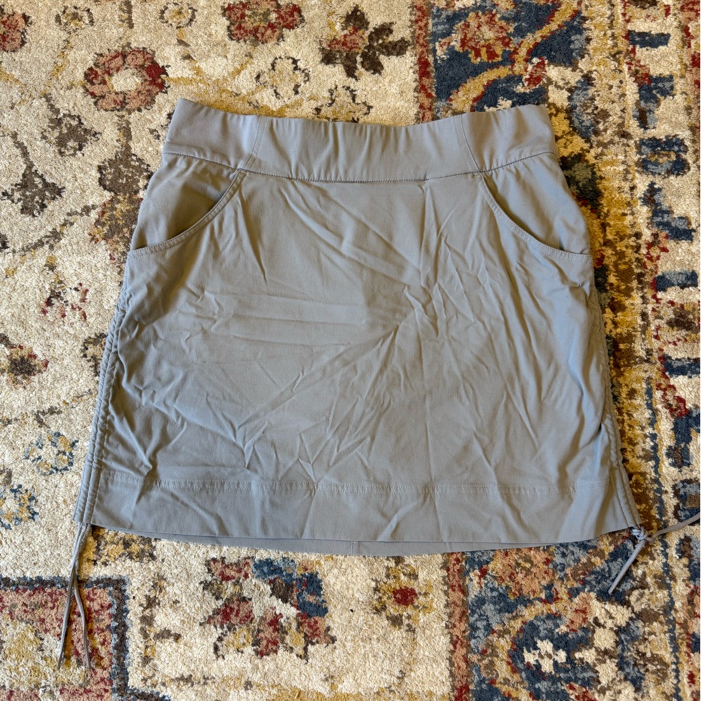 Columbia Women’s All Seasons Ruched Skort Gray Casual sports Skirt Drawstrings